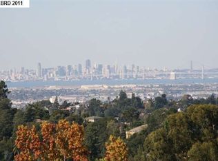 129 Thousand Oaks St, Oakland, CA 94605