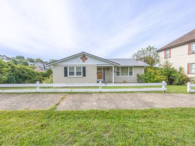 82 E Kerr St, Uniontown, PA, 15401