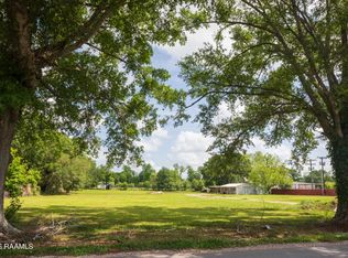 404 Sonnier Rd, Carencro, LA 70520