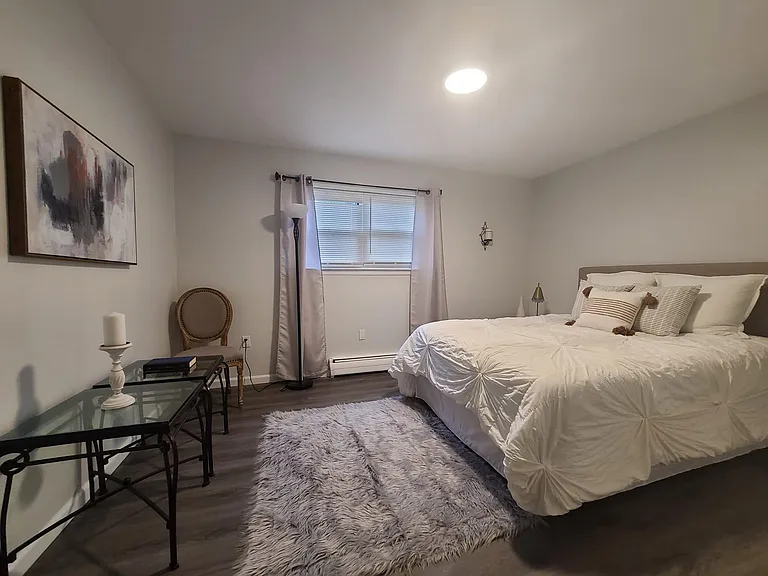 Ravine Manor Apartments — Photo 5