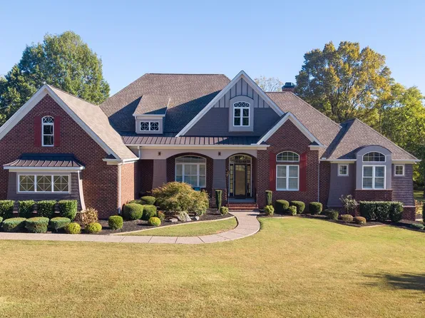 1548 Anderson Rd, Hendersonville, TN 37075
