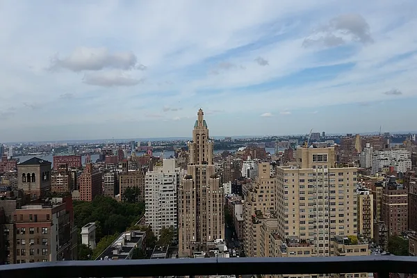 Sold by Corcoran | media 9