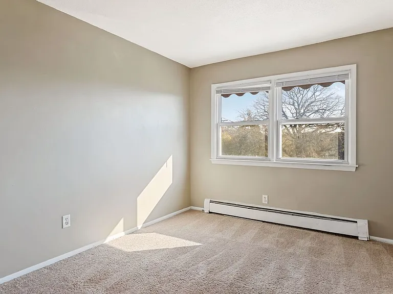 207 Maple Street — Photo 20