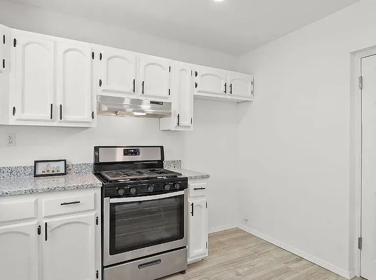 4924 Pikes Peak Dr — Photo 19