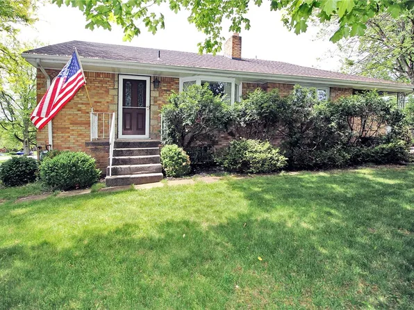 1902 Berkwood Dr, Pittsburgh, PA 15243