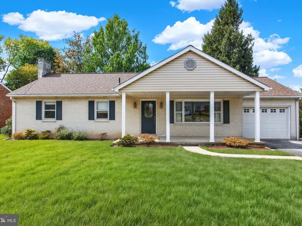 1008 Marietta Ave, Hanover, PA 17331