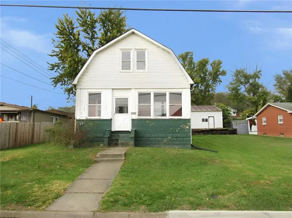 2340 2nd Ave, Koppel, PA 16136