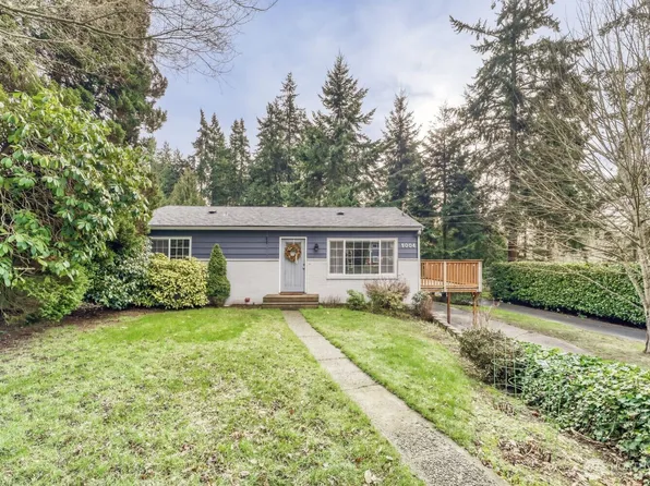 9004 218th Street SW, Edmonds, WA 98026