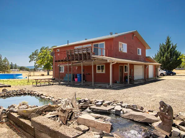 4691 Beagle Rd, White City, OR 97503