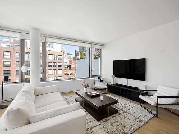 5th image of 425 W 53rd St APT 703