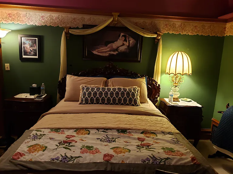 French Room at $1350/mo