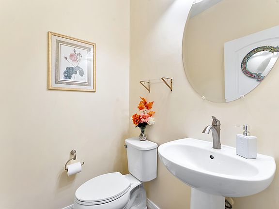 5th image of 4846 San Fratello Circle