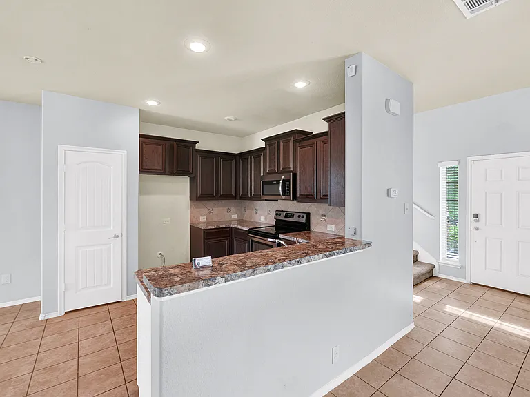 1300 Land Oak Rd — Photo 4