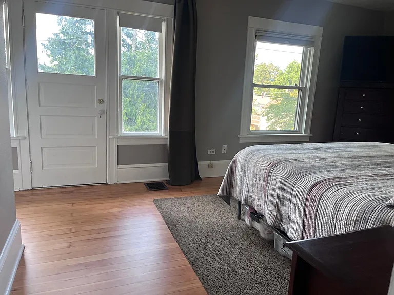 4836 SE Franklin St — Photo 24