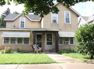 458 N 6th St, Mankato, MN 56001