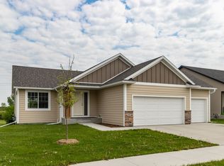 2244 Petersen Dr NW, Stewartville, MN 55976