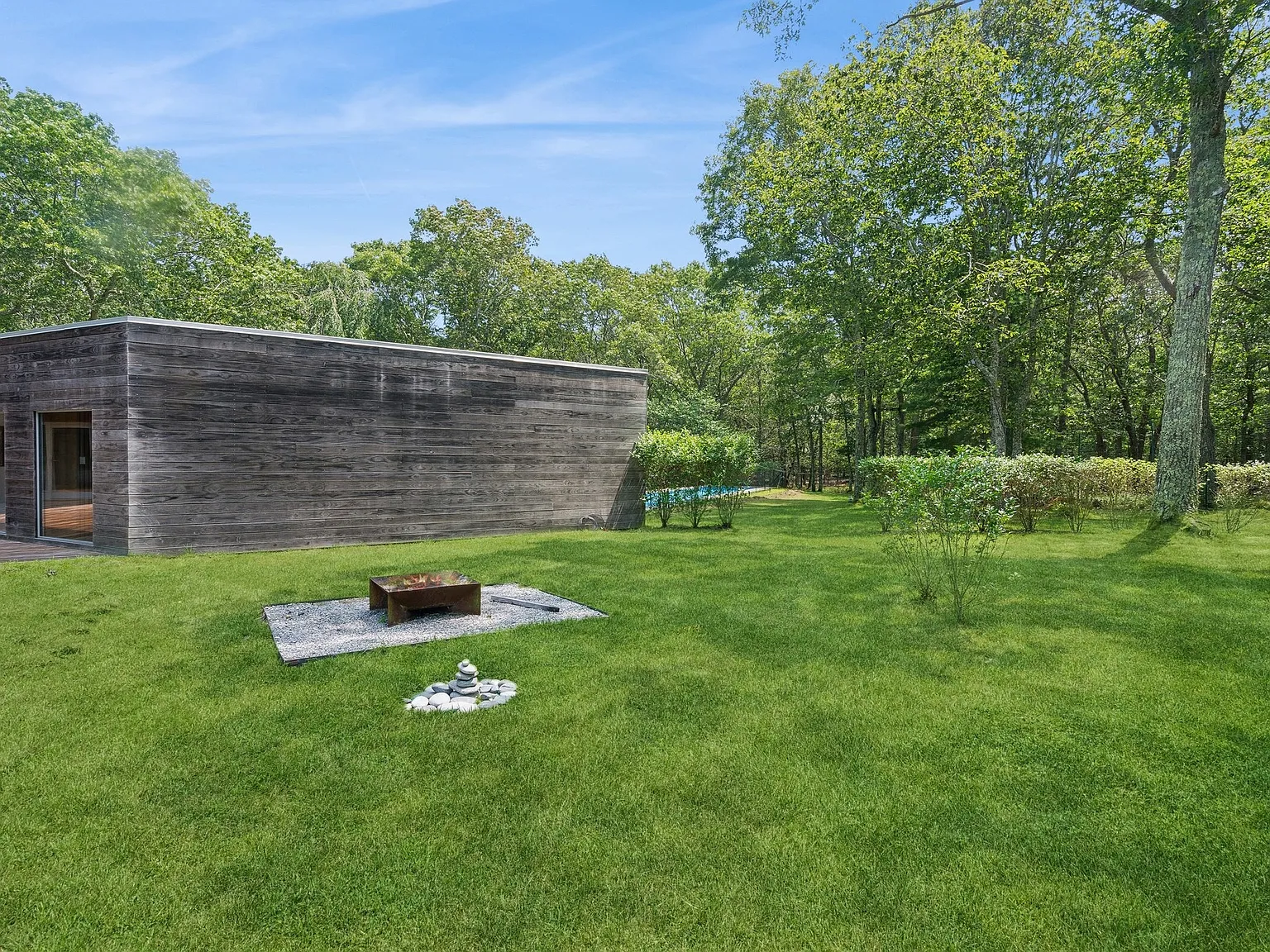 Mid Century Modern With Scandinavian Renovation — Photo 4