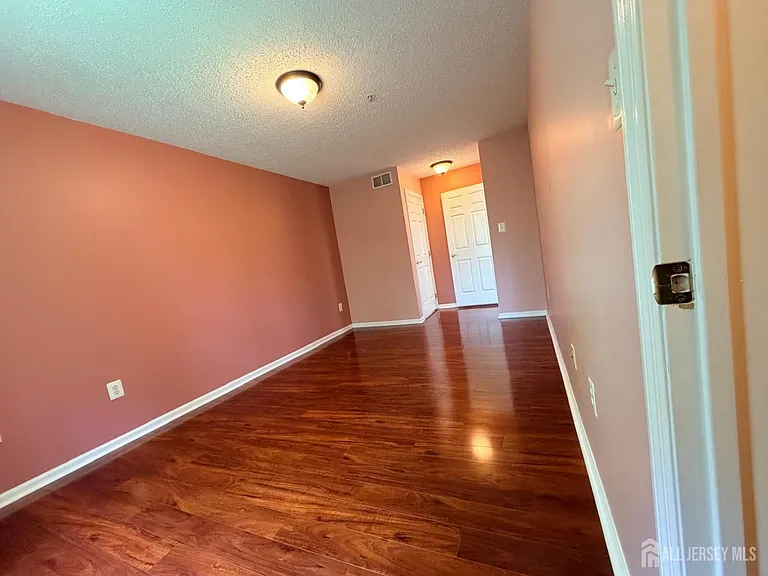 191 Prestwick Way — Photo 15