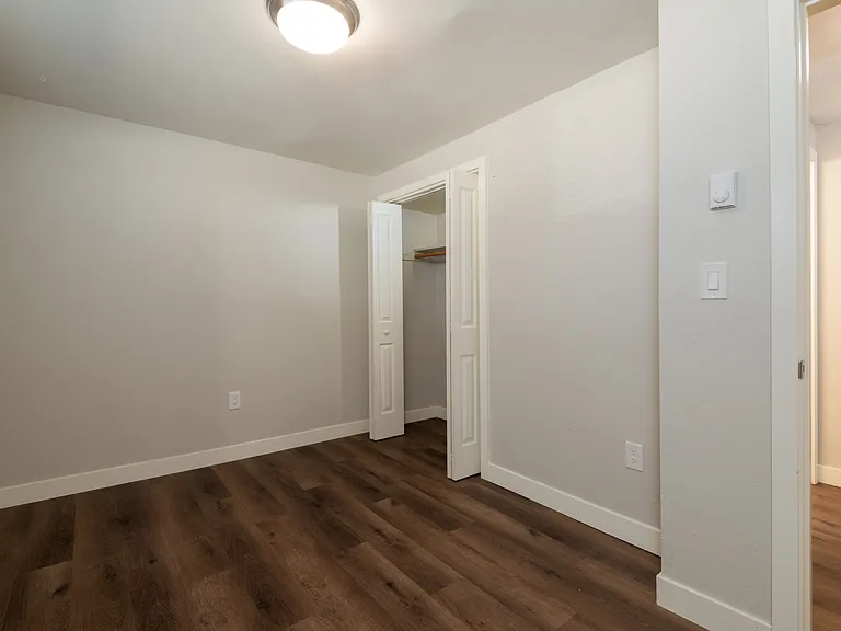 925 SW Holden St #2 — Photo 6