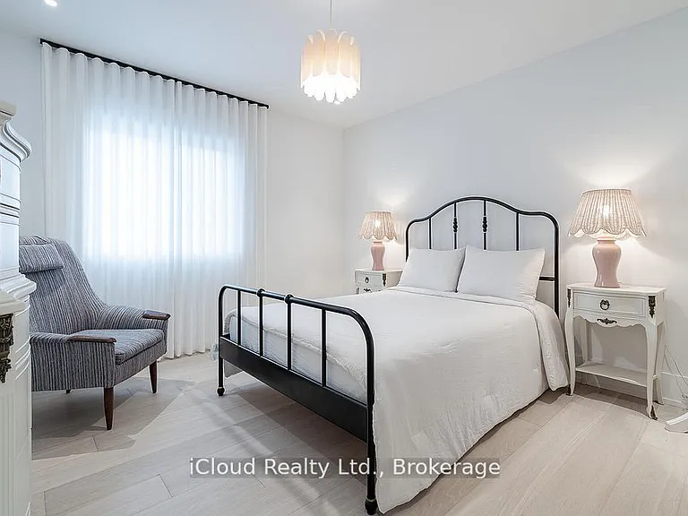 5389 Kindos St — Photo 26