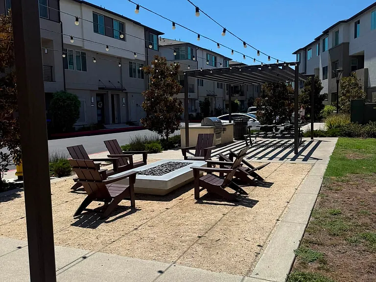 1576 Lima Way — Photo 12