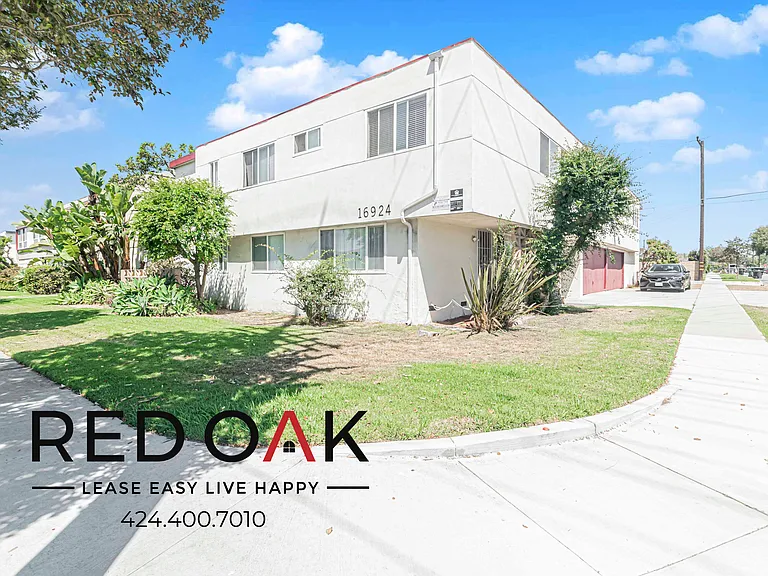 16924 Crenshaw Blvd #2 — Photo 12