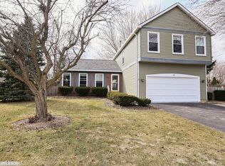 5 Montana Ct, Cary, IL 60013