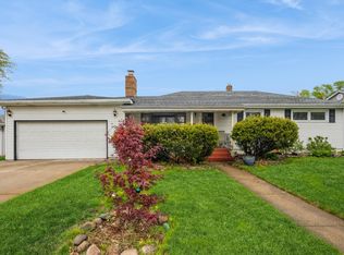 712 E Elm St, Griffith, IN 46319