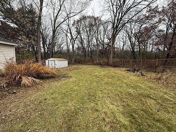 5th image of 26738 Long Lake ROAD