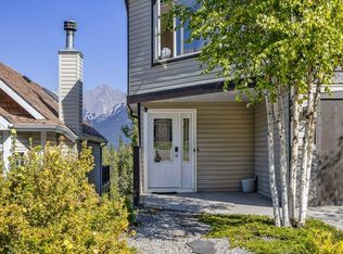 808 S Lawrence Grassi Rdg, Canmore, AB T1W2Y6