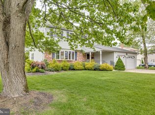 1 Heather Ln, Cherry Hill, NJ 08003