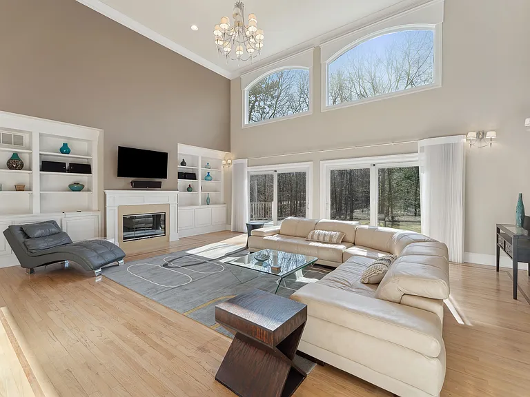 11 Arbutus Rd — Photo 7