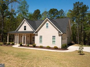 247 Blackthorn Rd, Colbert, GA 30628