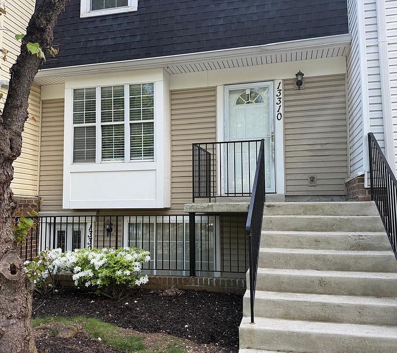 1st image of 13310 Bayberry Dr #15