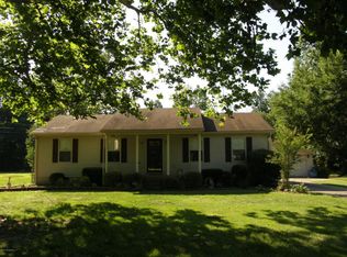 9700 Mason Ln, Fairdale, KY 40118