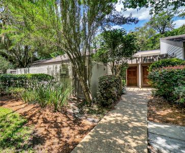 15 Calibogue Cay Rd APT 391, Hilton Head Island, SC, 29928