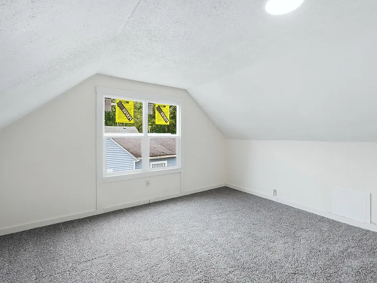 4705 E 35th St — Photo 20