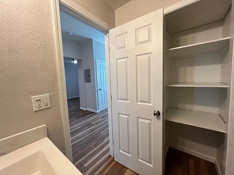 209 E Park St #1 — Photo 7