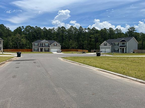 4th image of 265 Whippoorwill Way