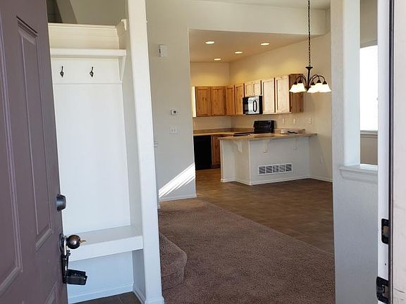 5th image of 1045 Cherrybrook Dr