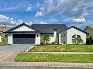 3105 Crested Cir - Property Image