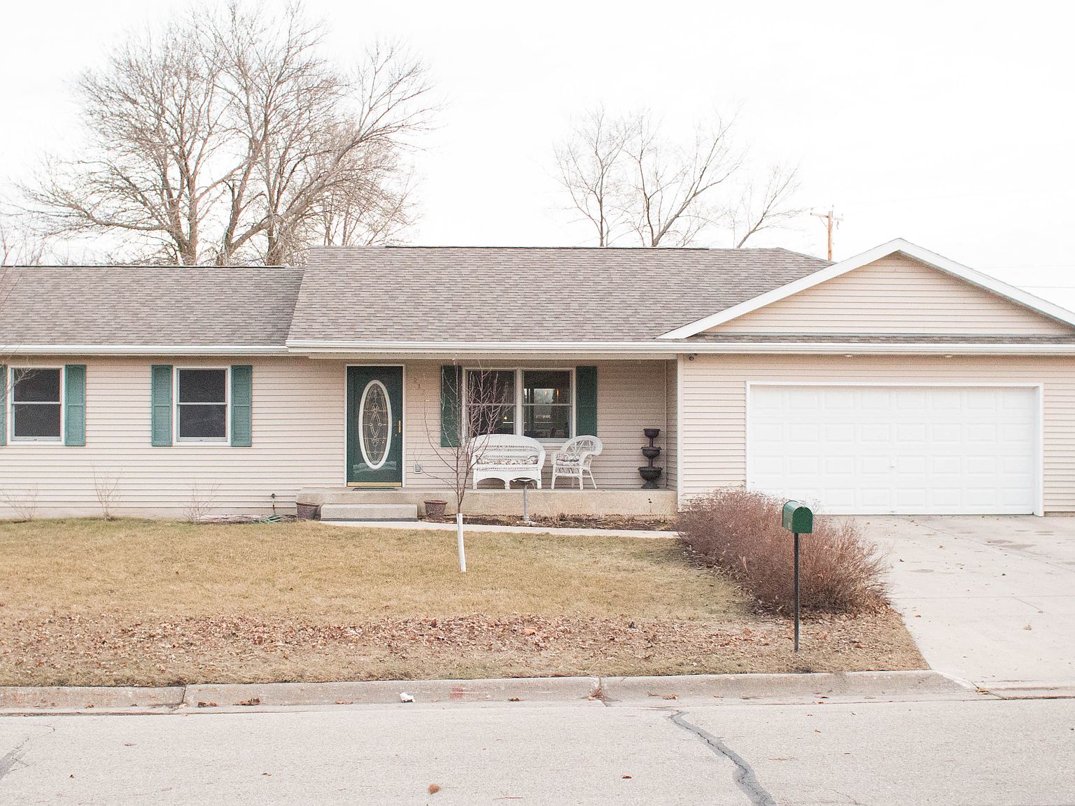 2132 Poff St, Beloit, WI 53511 Zillow