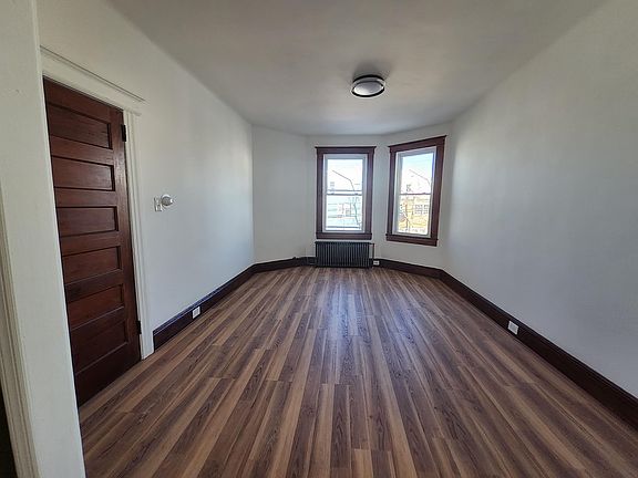 4th image of 379 Union Tpke