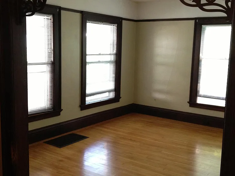 1045 E Johnson St #1 — Photo 3