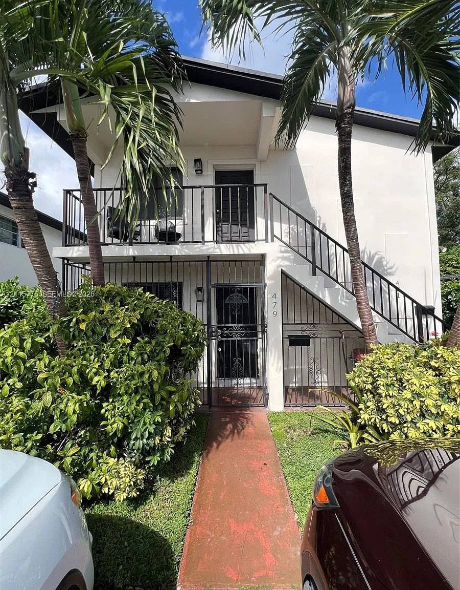 Hialeah 8th Addn — Photo 1