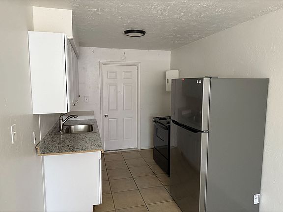 2nd image of 2301 Cranford Ave APT 5