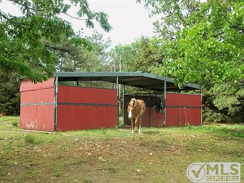 2-stall horse barn