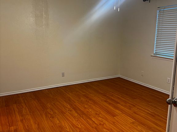 4th image of 2132 Wheaton Dr