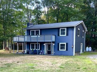 3 Valerie Ct, Hyde Park, NY 12538