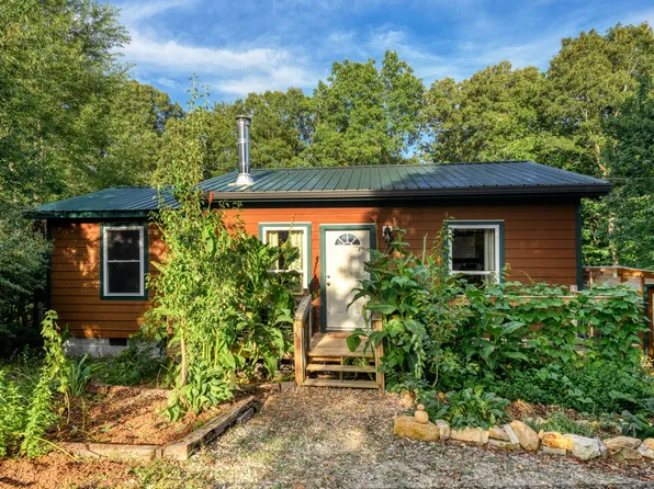 11527 Aaron Ln, Nunnelly, TN 37137